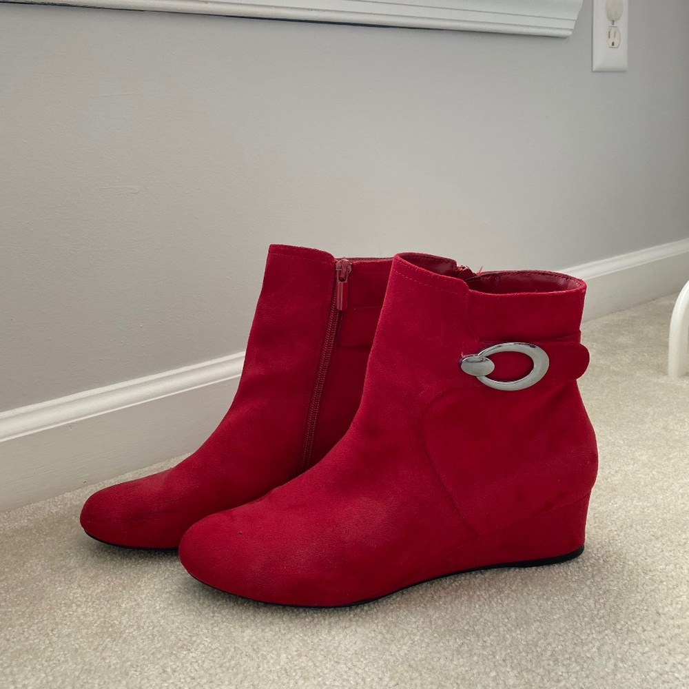 IMPO Gillianna Wedge Boots